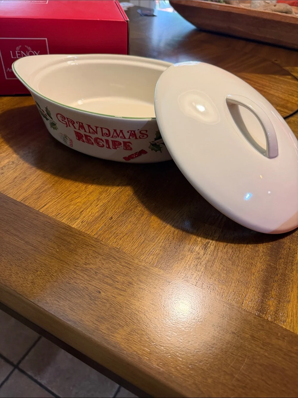 Grandma's Recipe Holiday Serving Casserole Dish - White and Red
